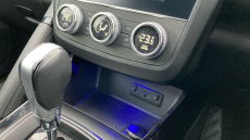 Renault Kadjar 1.5 Blue dCi Iconic 5dr EDC Diesel Hatchback